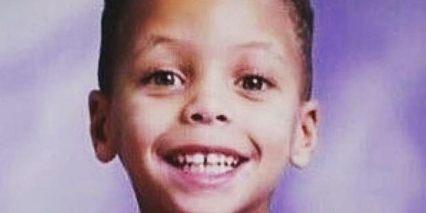 半岛体育APP-NBA球星童年照：库里变化最大，认出5个才算得上老球迷|斯蒂芬·库里|詹姆斯|德维恩·韦德|保罗·皮尔斯|保罗-皮尔斯_新浪体育_新浪新闻