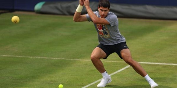 半岛体育网址-阿尔卡拉斯的法网反思：“问题不在体能，在心态”