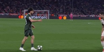 半岛体育在线-【欧冠】戴维斯绝平，拜仁1比1凯尔特人惊险晋级