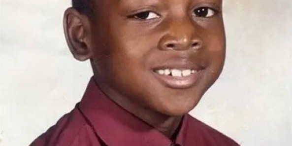 半岛体育APP-NBA球星童年照：库里变化最大，认出5个才算得上老球迷|斯蒂芬·库里|詹姆斯|德维恩·韦德|保罗·皮尔斯|保罗-皮尔斯_新浪体育_新浪新闻