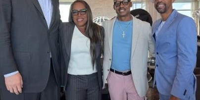 半岛体育官网-岁月如梭！WNBA名宿晒出与姚明&amp;amp;弗朗西斯及阿尔斯通合影