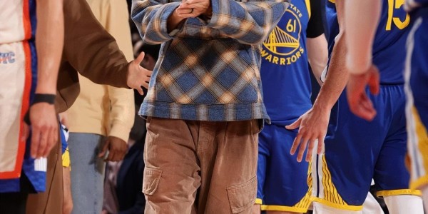 半岛体育官网-5连败！勇士惨遭21分逆转，库里缺阵布伦森轰30+9，西部格局大变