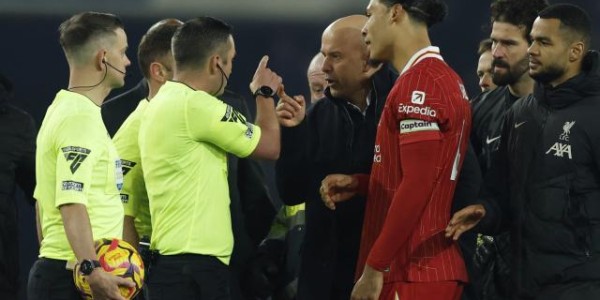 半岛体育-【早报】一周两擒！布莱顿打车成瘾！