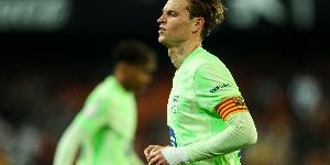 半岛体育APP-德容：只在阿贾克斯进过一次欧冠半决赛，希望这次能和巴萨进决赛